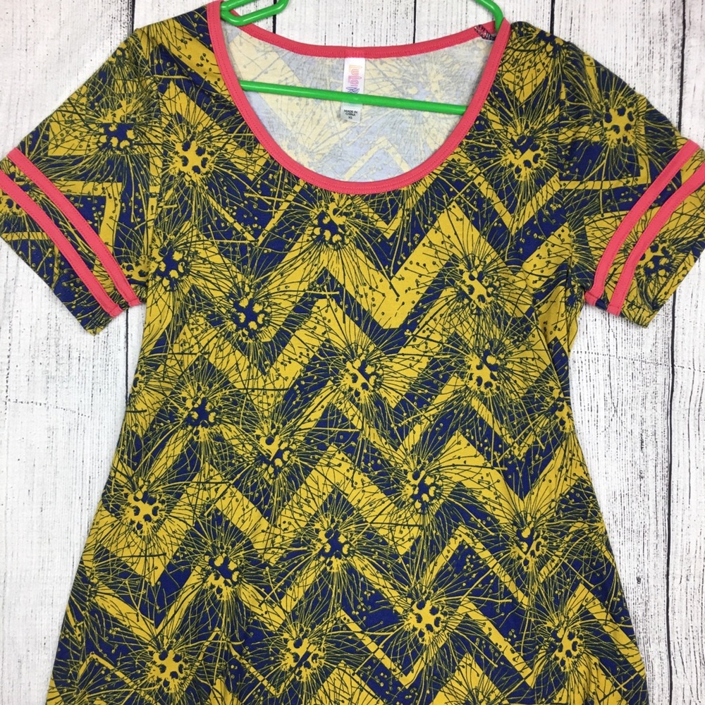 Lularoe Classic t